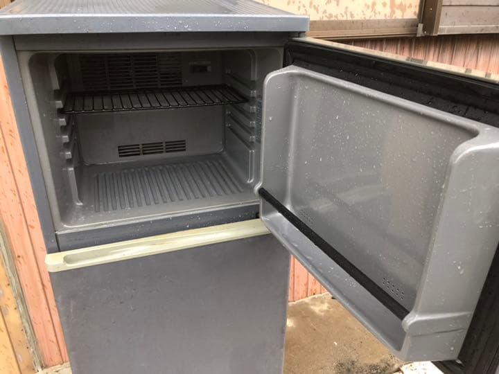 サンヨー２ドア冷蔵庫 106L  動作確認済