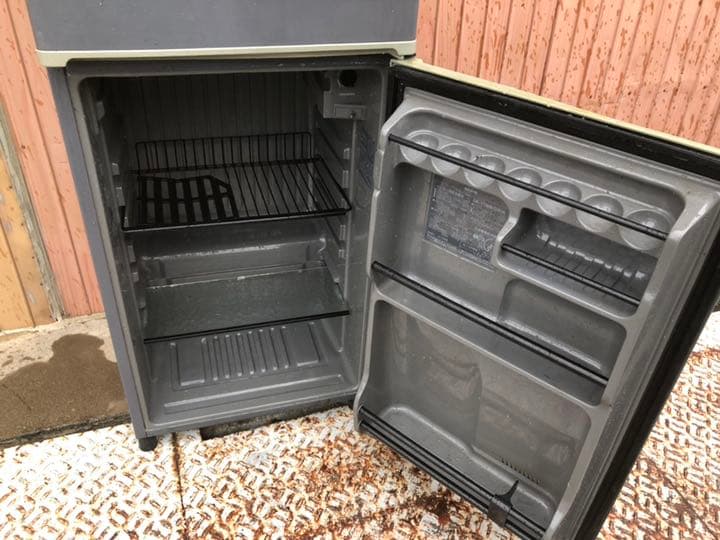 サンヨー２ドア冷蔵庫 106L  動作確認済