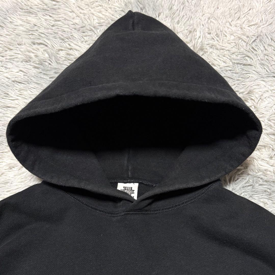 ブラックアイパッチ パーカー ビッグプリント センターOGロゴ Lサイズ