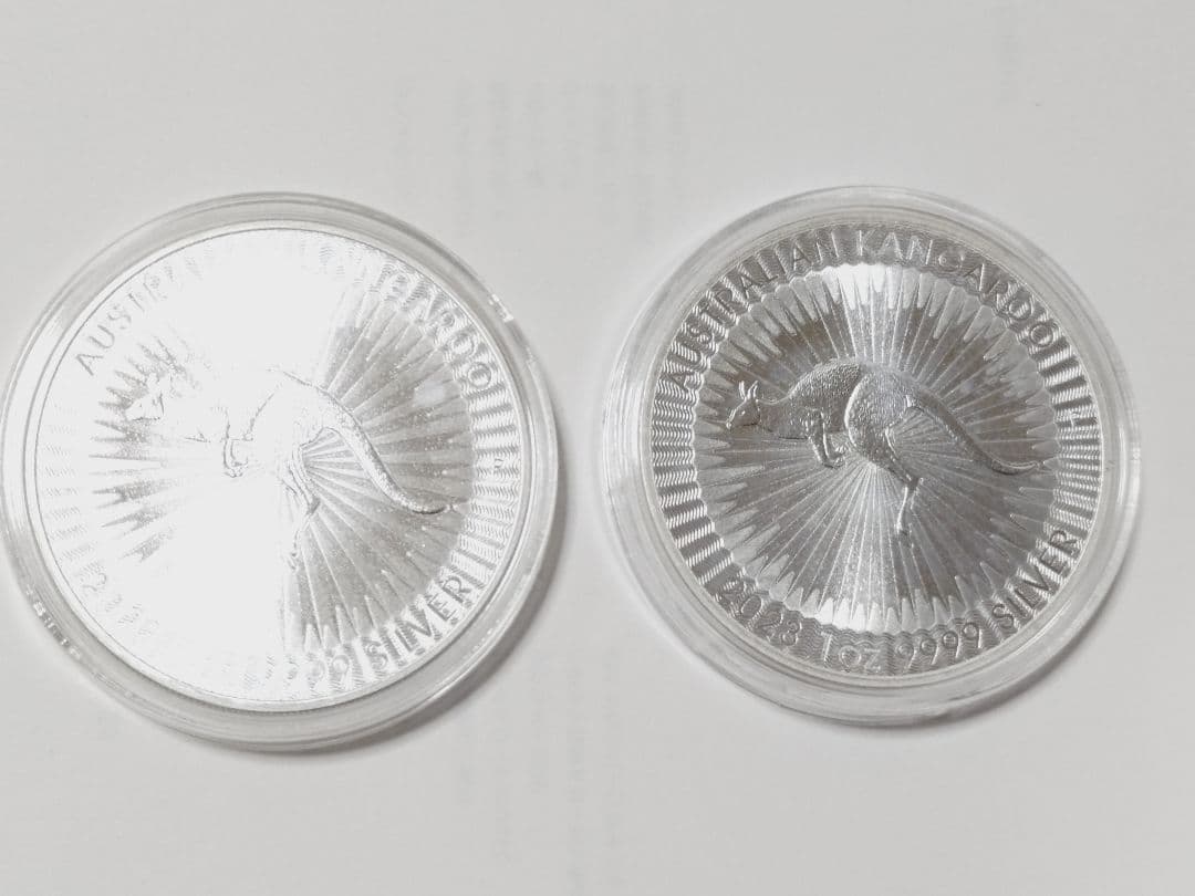 2023オーストラリア・カンガルー1オンス銀貨2枚セットケース付き