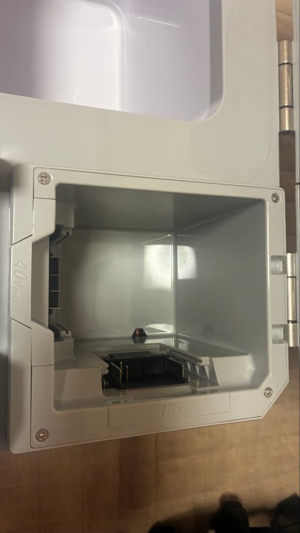 マキタ Makita CW003G 充電式保冷温庫 7L 40V/18V付属品◎