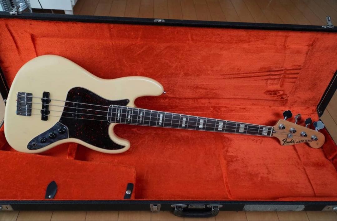 ベース Fender FSR American Vintage 75 JAZZ BASS