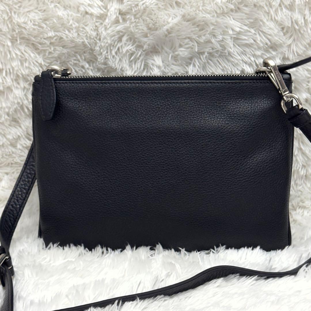 PRADA プラダ ショルダーバッグ レザー ブラック シボ革 シルバー金具