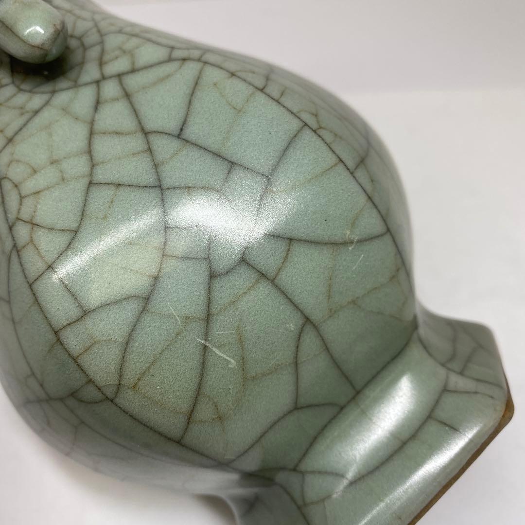 専用　中国古窯　哥窯青磁ヒビ焼　花瓶　高さ約18.4㎝　東さ7-0330①