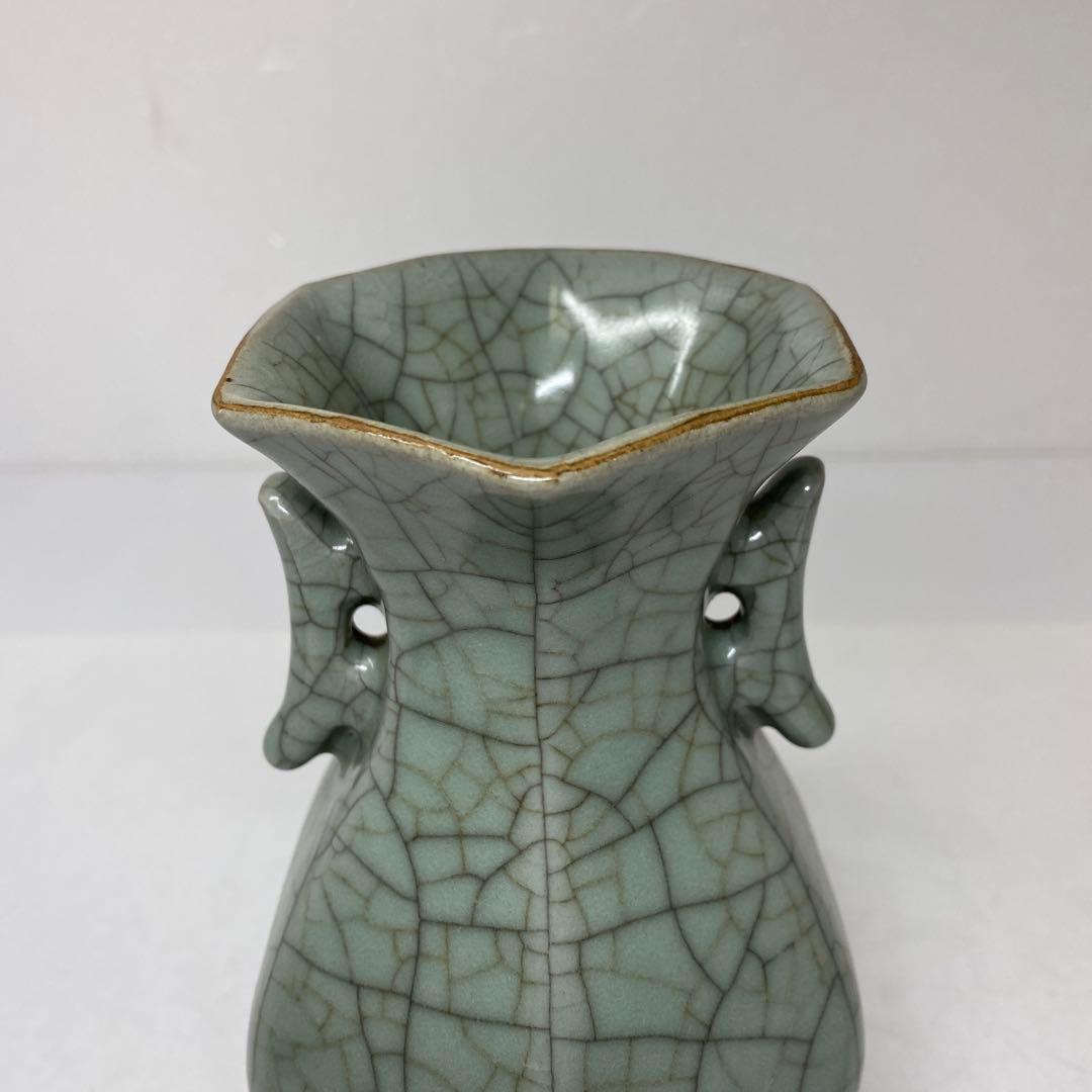 専用　中国古窯　哥窯青磁ヒビ焼　花瓶　高さ約18.4㎝　東さ7-0330①