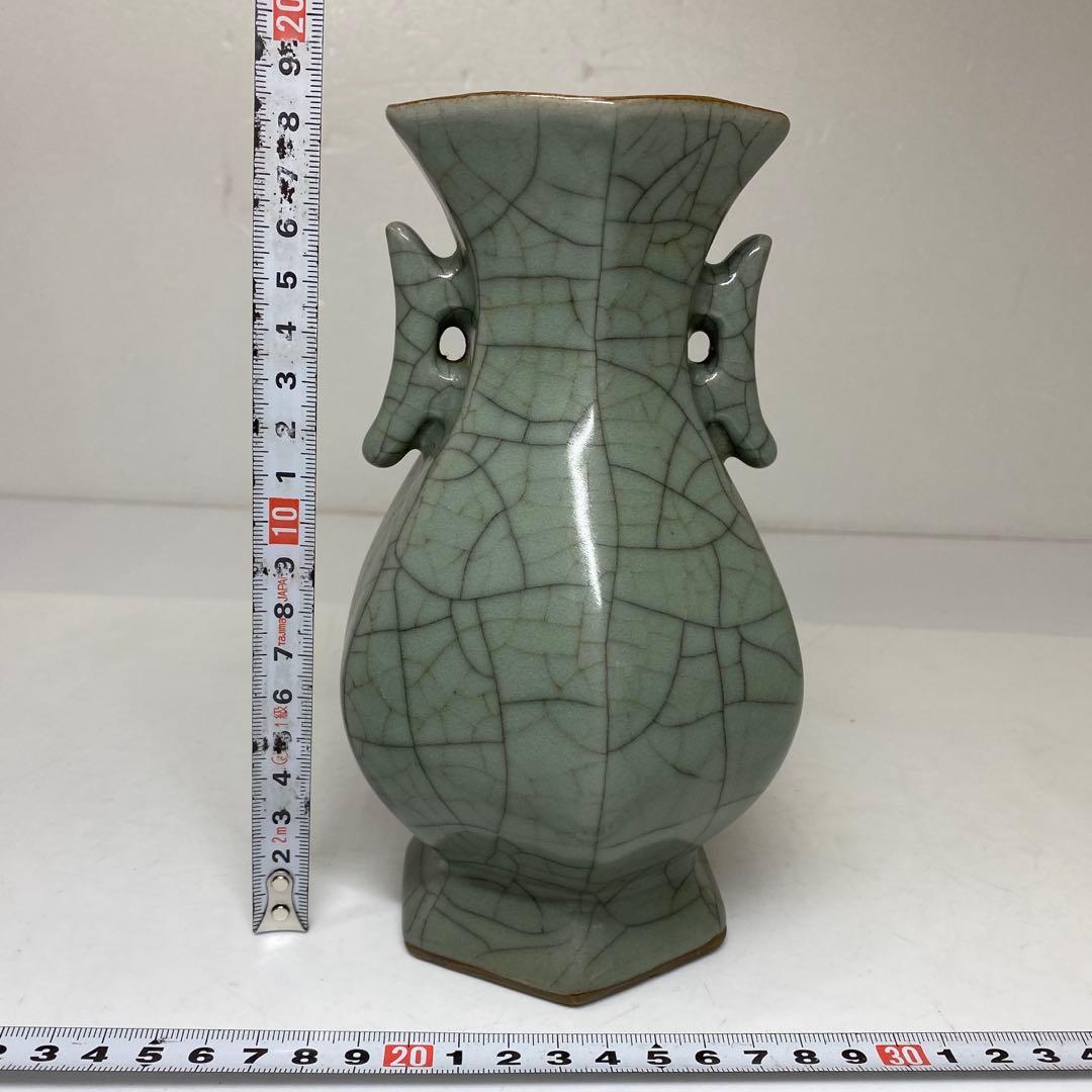 専用　中国古窯　哥窯青磁ヒビ焼　花瓶　高さ約18.4㎝　東さ7-0330①