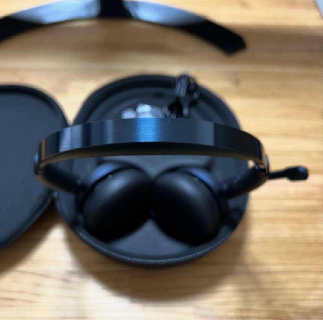 Anker PowerConf H700 ワイヤレスヘッドセット　充電スタンド付