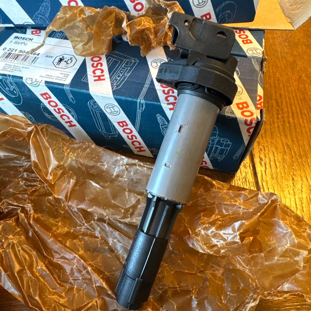 ボッシュ　BOSCH イグニッションコイル0221504464 BMW