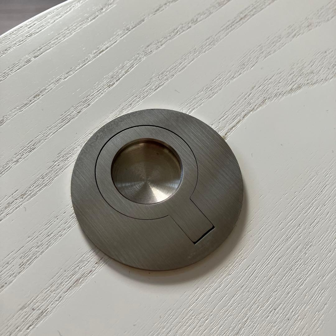 TECTA サイドテーブル