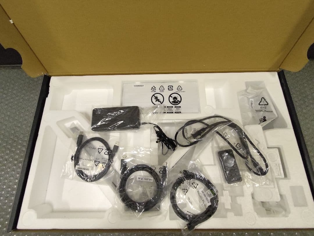 BenQ EX3210U 32インチモニター