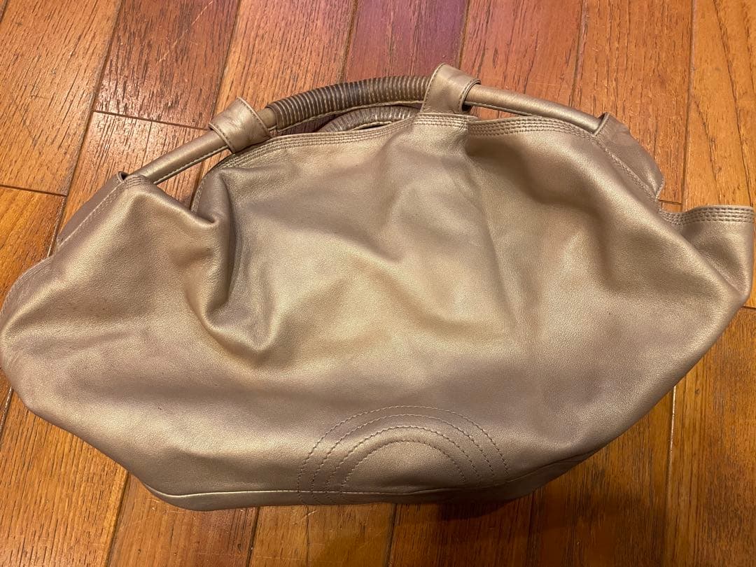 【LOEWE ロエベ】　ナッパアイレ　GOLD