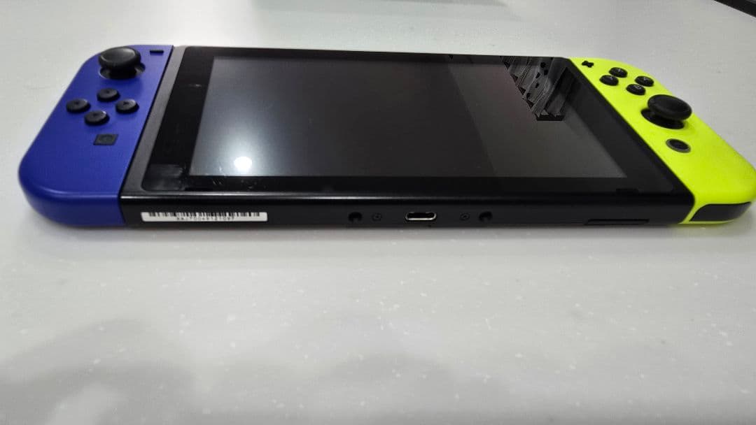 Nintendo Switch 本体 青/黄 Joy-Con