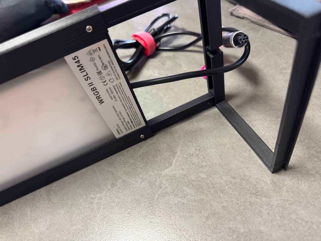 ⭐︎値下げ⭐︎Ｃｈｉｈｉｒｏｓ　ＬＥＤ　ＷＲＧＢ２　ＳＬＩＭ４５　ブラック