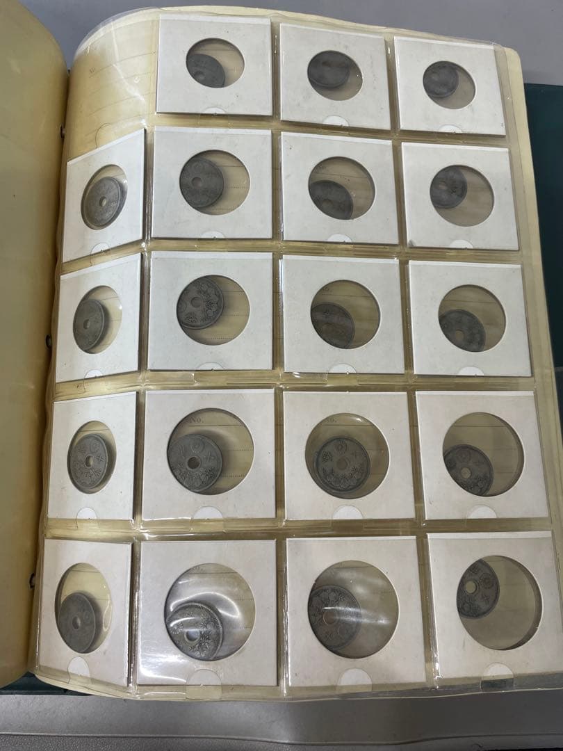 古銭　アルバムまとめ売り