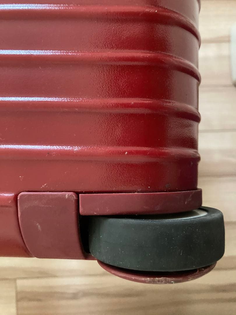 検討RIMOWA レッド ストライプ キャリーケース2輪約70L廃盤軽い男女兼用