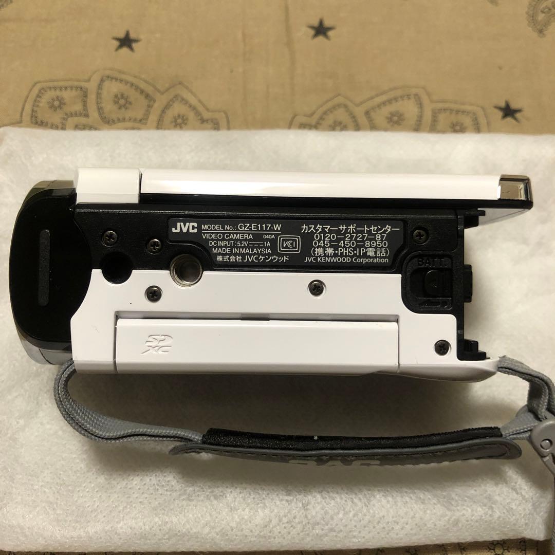 美品 JVC Everio GZ-E117 バッテリー2個付 ビデオカメラ