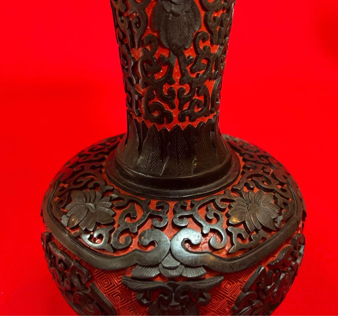 中国美術 古玩 堆朱 堆黒 漆彫花瓶 團龍紋樣花瓶 台座付き