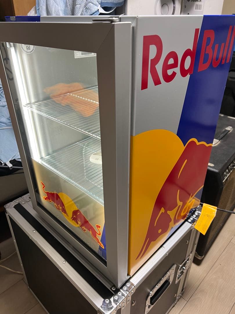 Red Bull 冷蔵庫