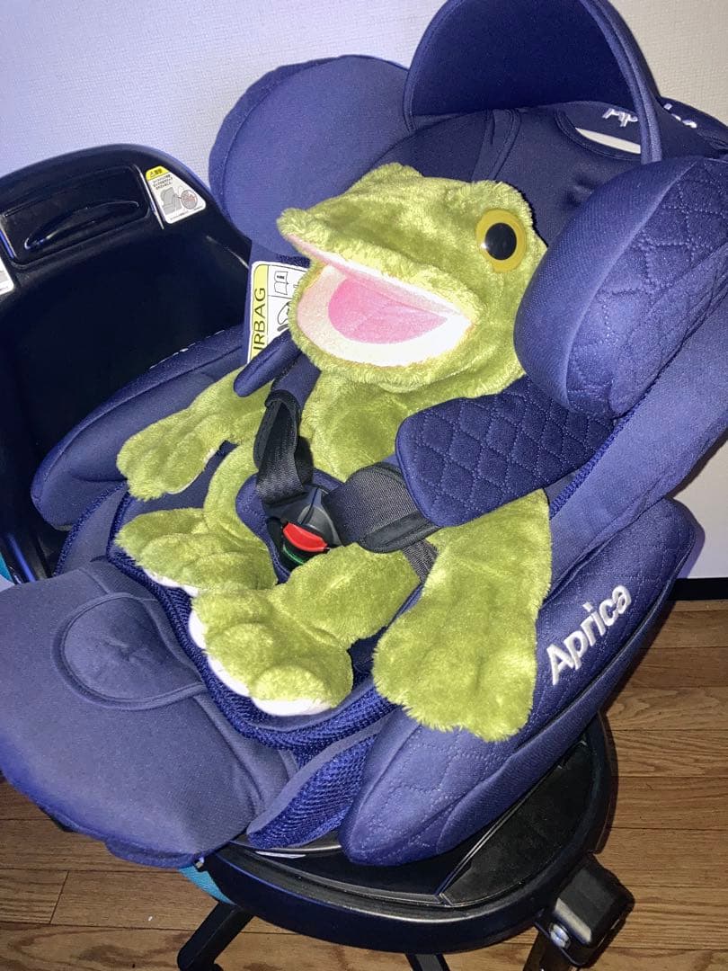 ばーばぱぱ⭐️フラディアグロウプレミアムISOFIXチャイルドシート