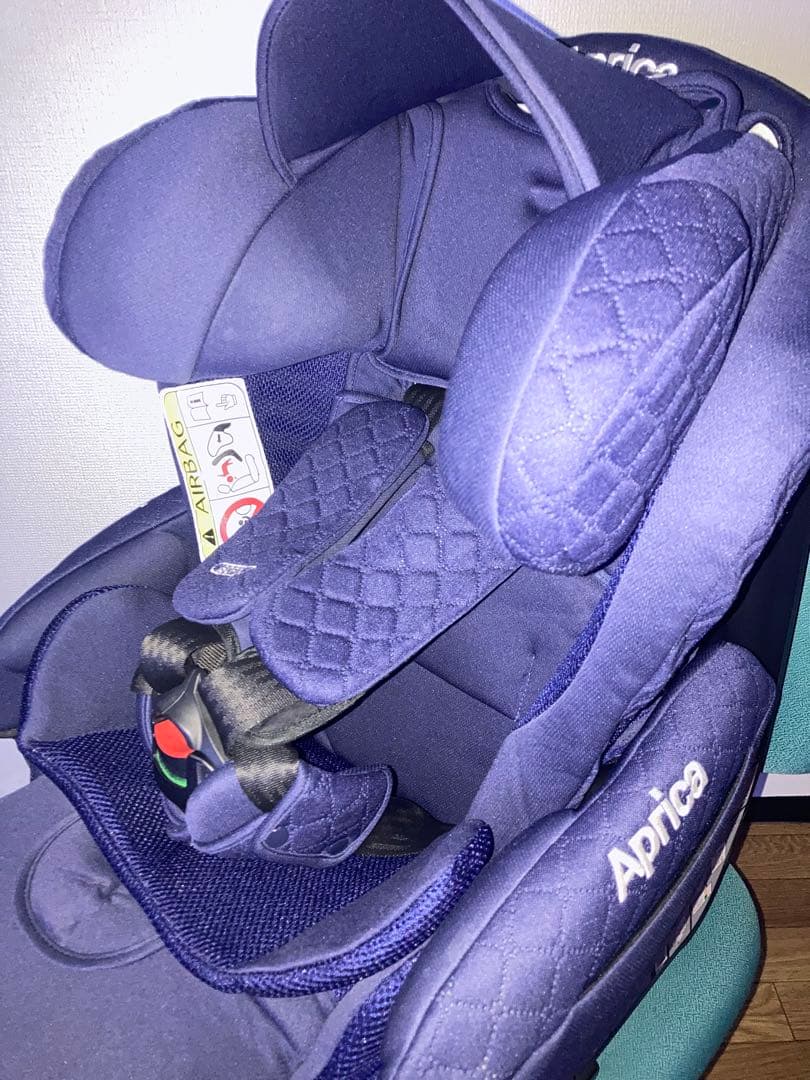 ばーばぱぱ⭐️フラディアグロウプレミアムISOFIXチャイルドシート