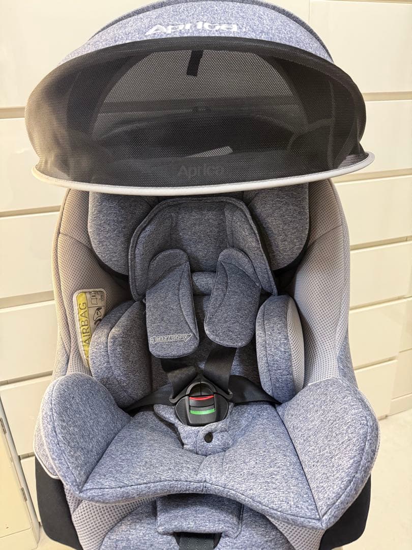 12/15日まで値下げ！【美品】アップリカ クルリラチャイルドシートISOFIX