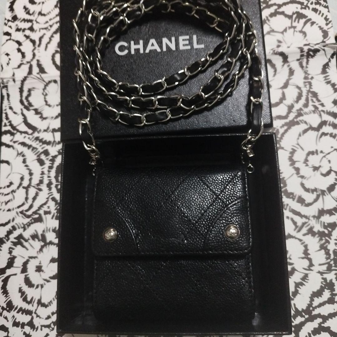 CHANEL マトラッセ　ダブルホック折り財布♥
