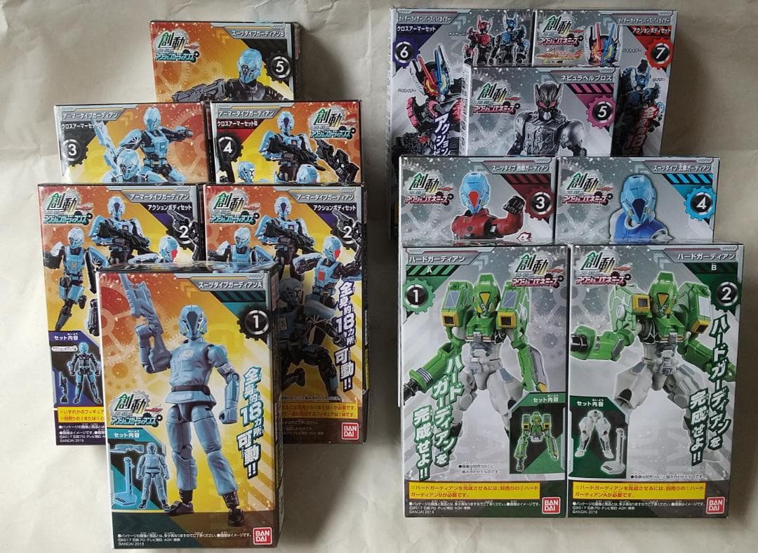 新品未開封　創動 仮面ライダー ビルド グリス 装動 ガヴ ヴァレン セット