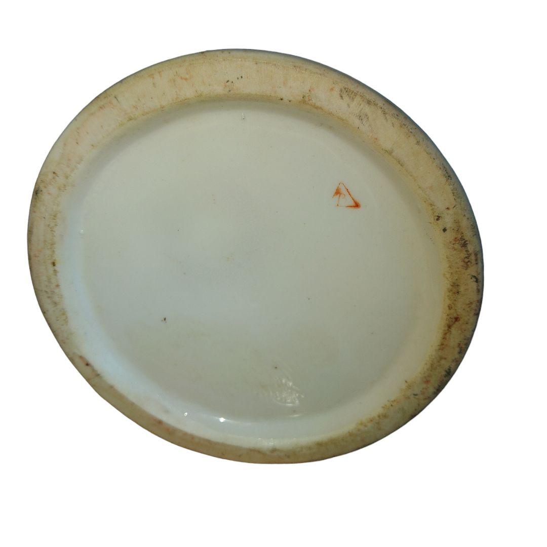 金彩草花文双耳花瓶　高さ36.5cm