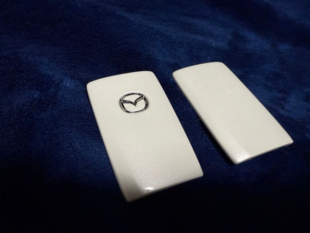 (箱付き！)マツダ純正セレクティブキーシェル ロジウムホワイト