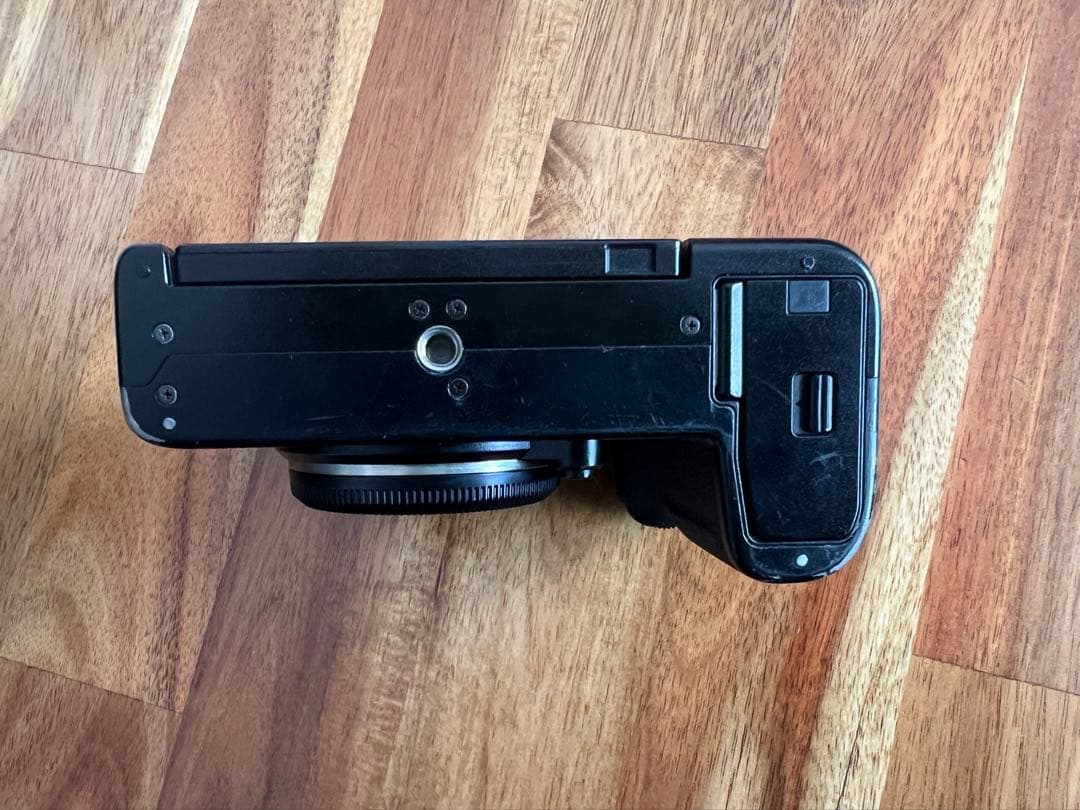 FUJIFILM X-S10 本体と付属品