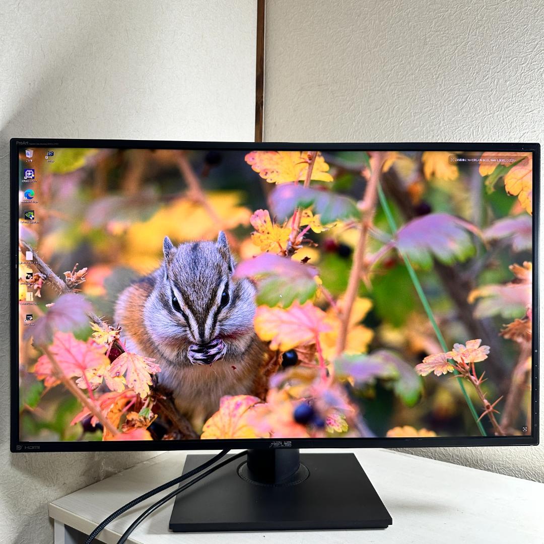 ASUS 4K 31.5型 液晶モニター