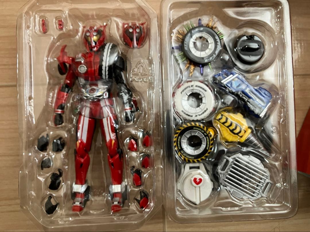 SHフィギュアーツ仮面ライダードライブ タイプトライドロン タイヤカキマゼール