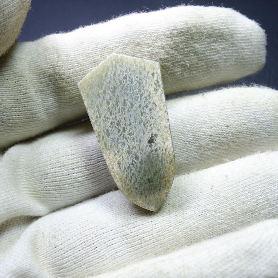 漢時代 和田玉製 セミ彫刻 置物 時代物 中国古美術 骨董品本玉 旧家蔵出し