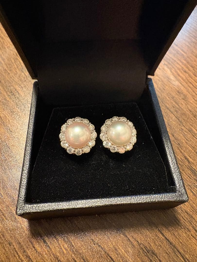 櫻井彩子さん　9mmアコヤ　キャサリン妃巻きPtピアス