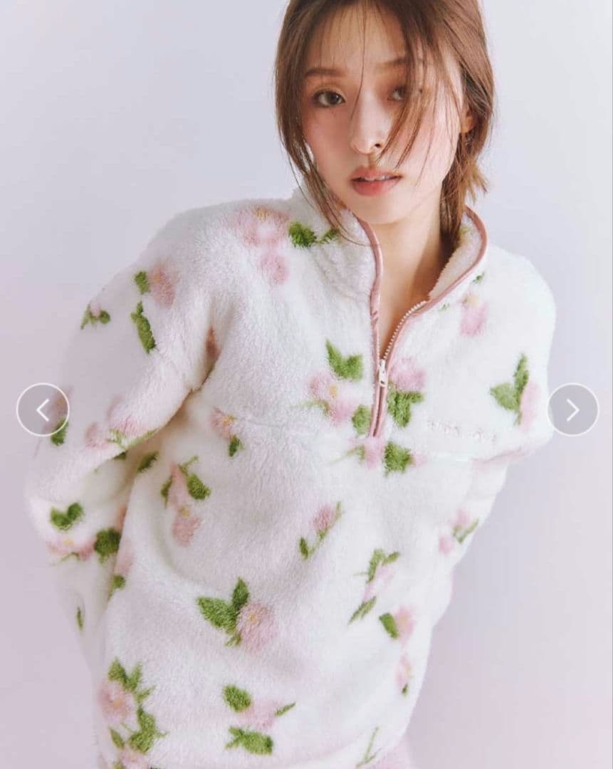 SNIDEL  ボアフリースハーフジップトップス