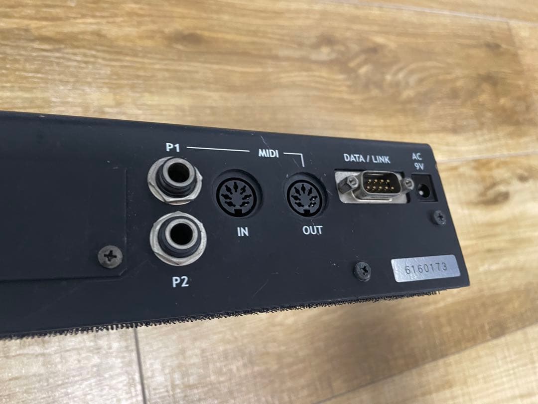 【ジャンク】CAE RS616 MIDI＆プログラムスイッチャー