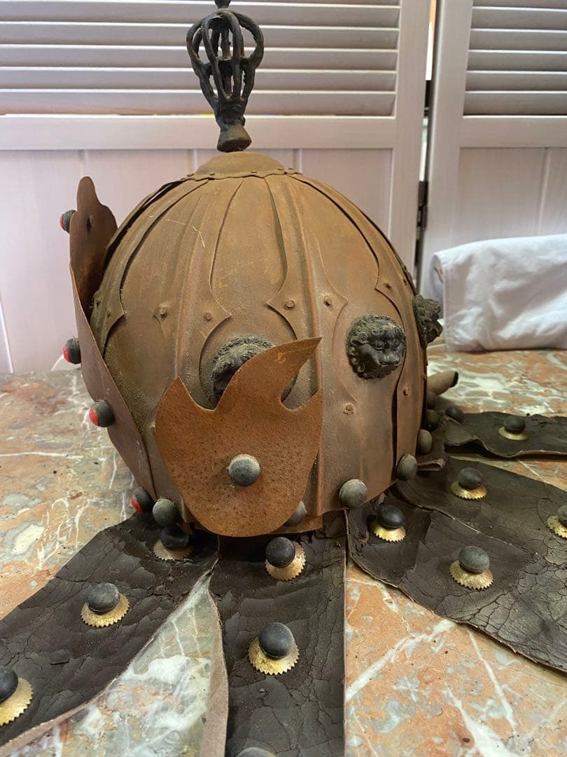 中国武具♦️鉄地♦️獅子形金具♦️兜 鳳羽兜♦️赤色♦️送料込