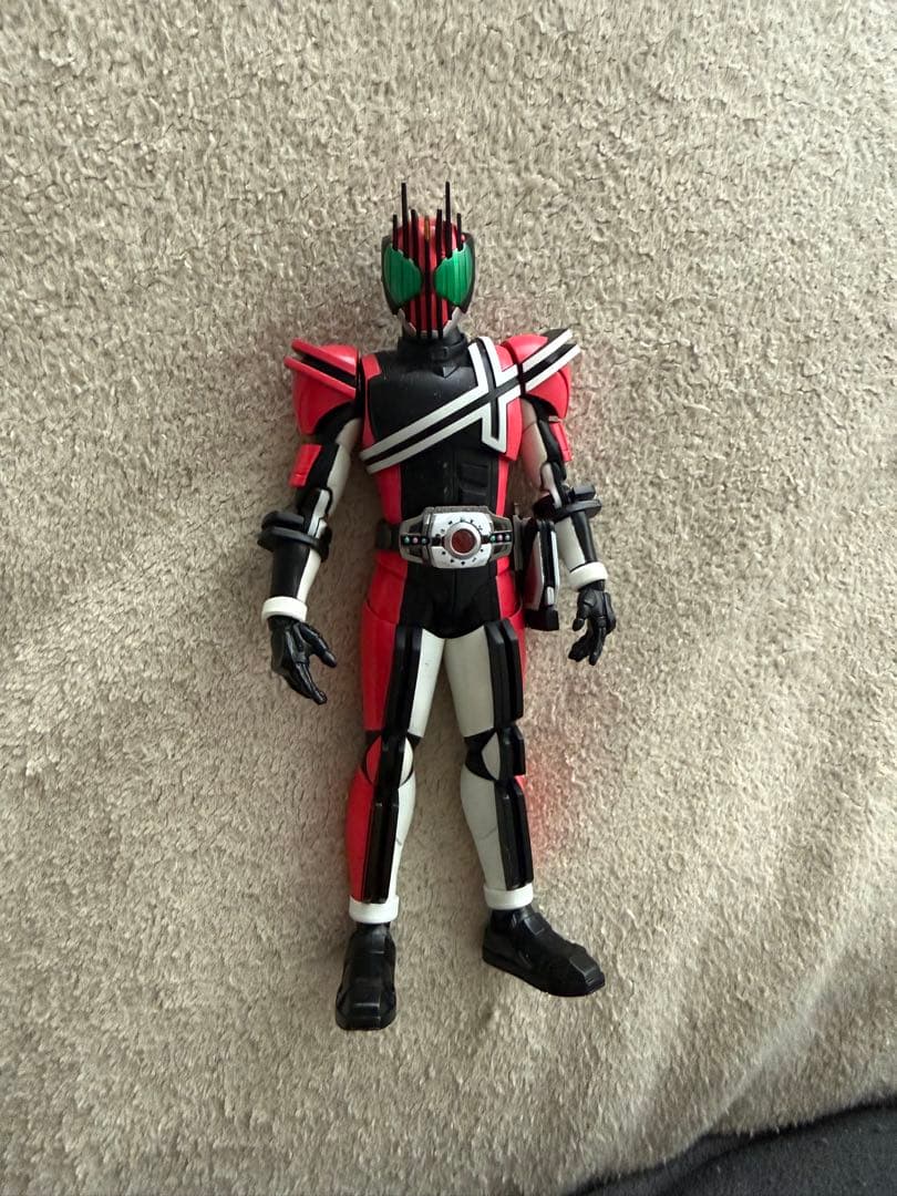 S.H.Figuarts(真骨彫製法)仮面ライダーディケイド 改修品