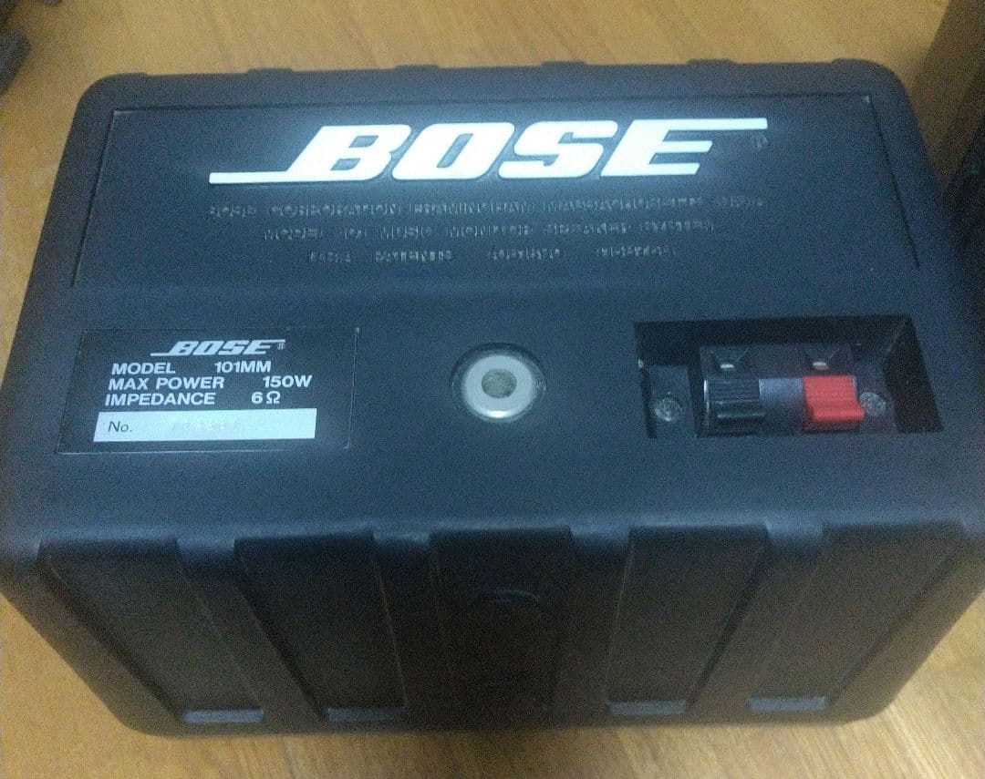BOSE MODEL 101MM スピーカー