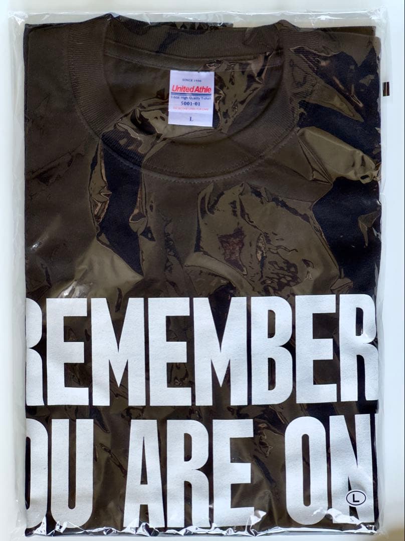 映画 『サブスタンス』Tシャツ ムービーTシャツ geeksrule A24