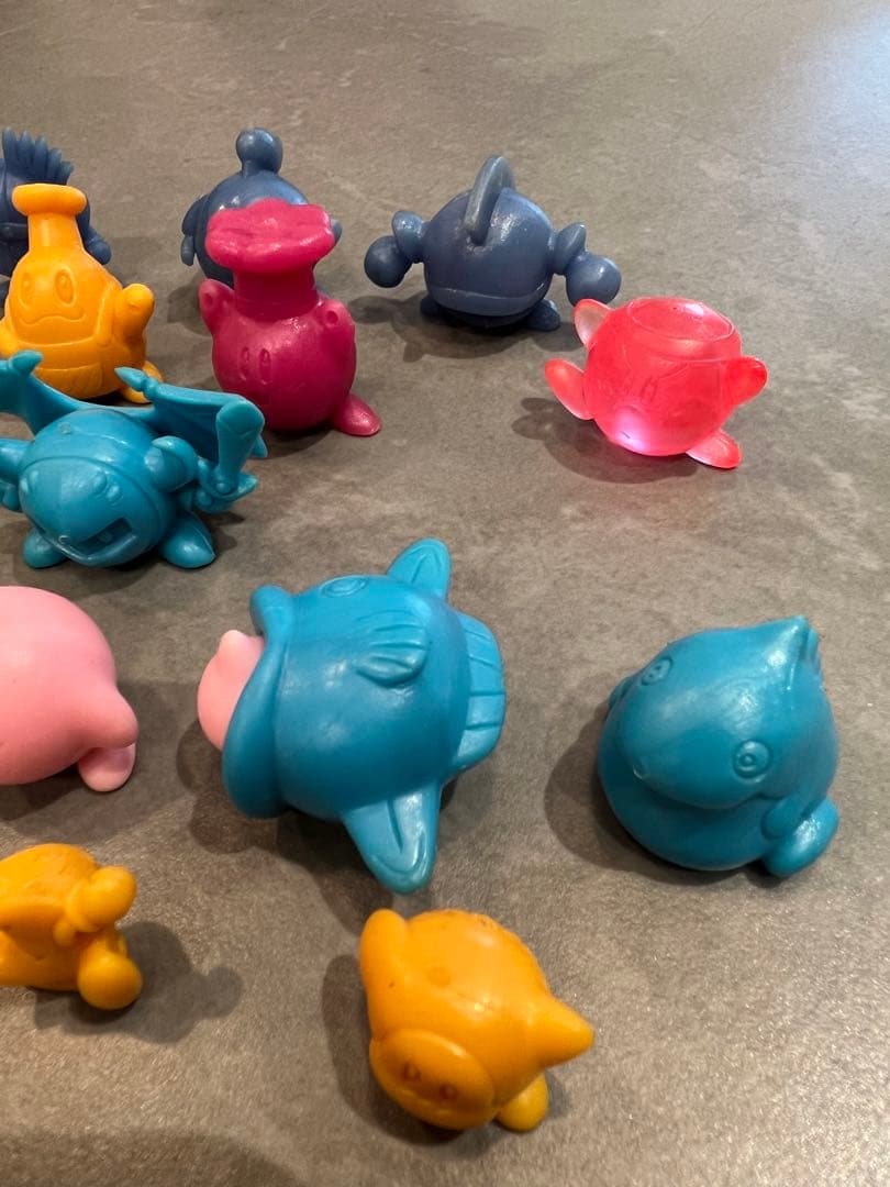 【希少】星のカービィ 塩ビフィギュア 食玩 ガチャポン おまけ付き