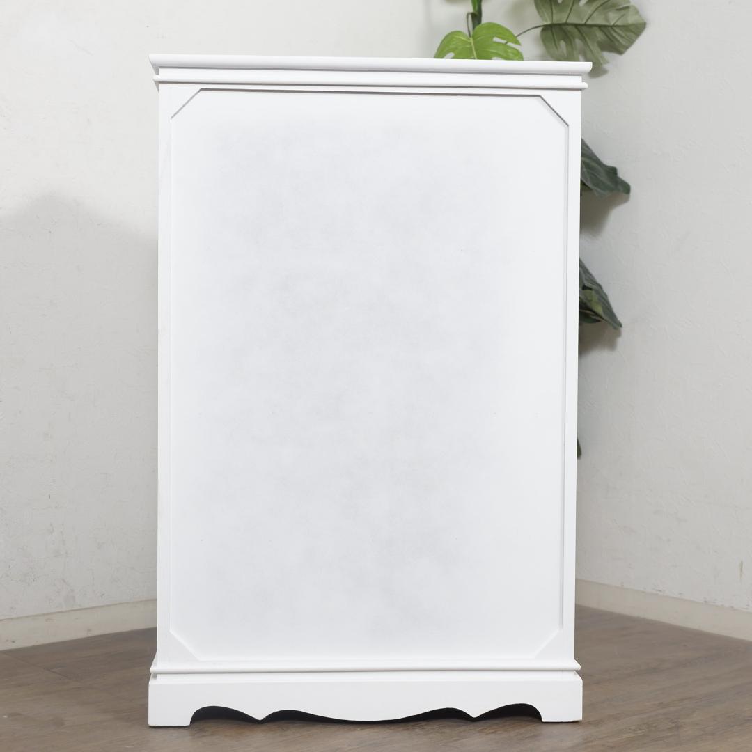 クリスタル取っ手　　キャビネット　オープンラック　チェスト　飾り棚