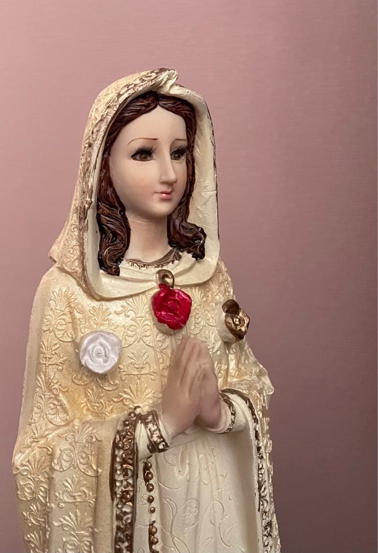 マリア様　まつ毛　置物