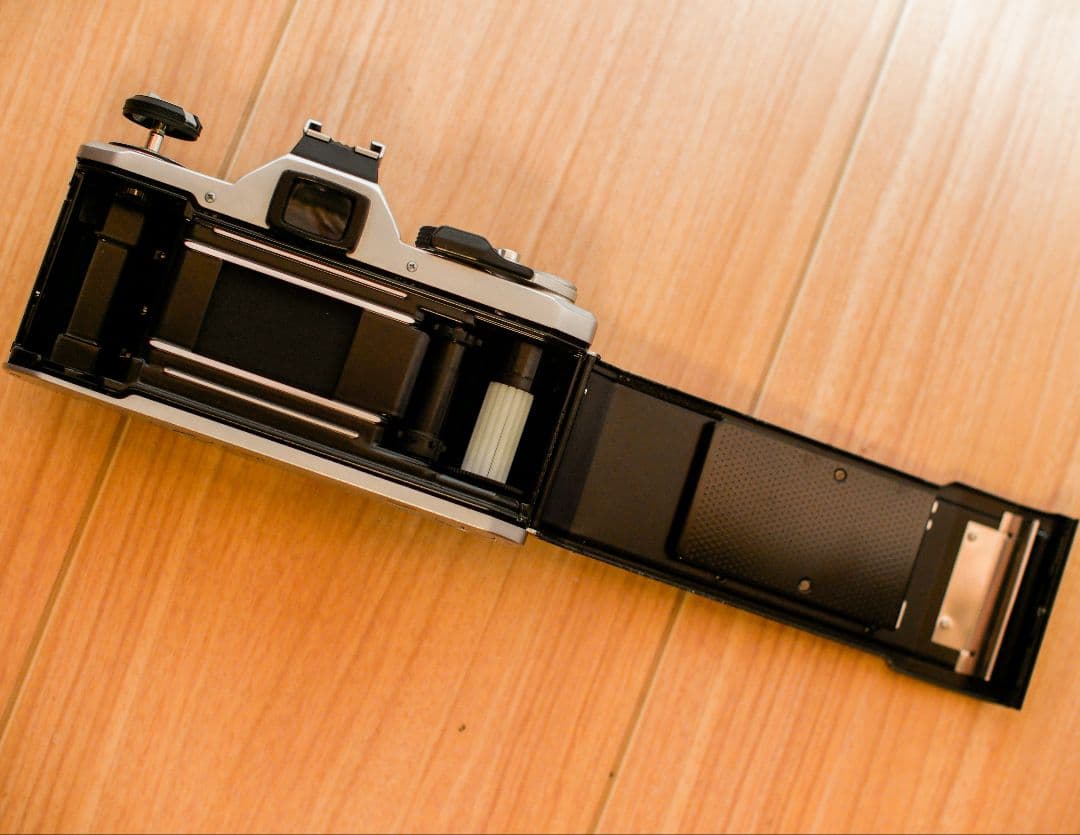 PENTAX MX 一眼レフカメラ + 50mm f/1.4レンズ