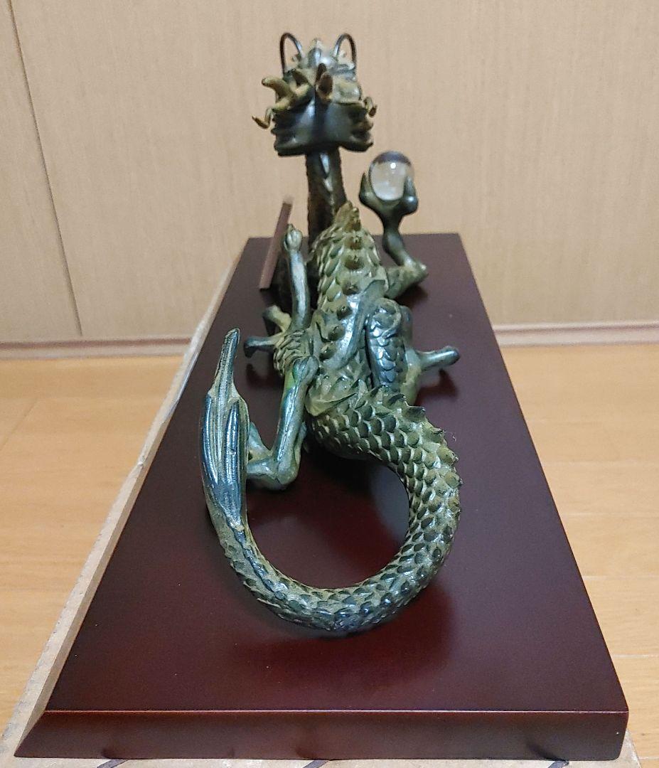 ブロンズ製ドラゴン彫刻