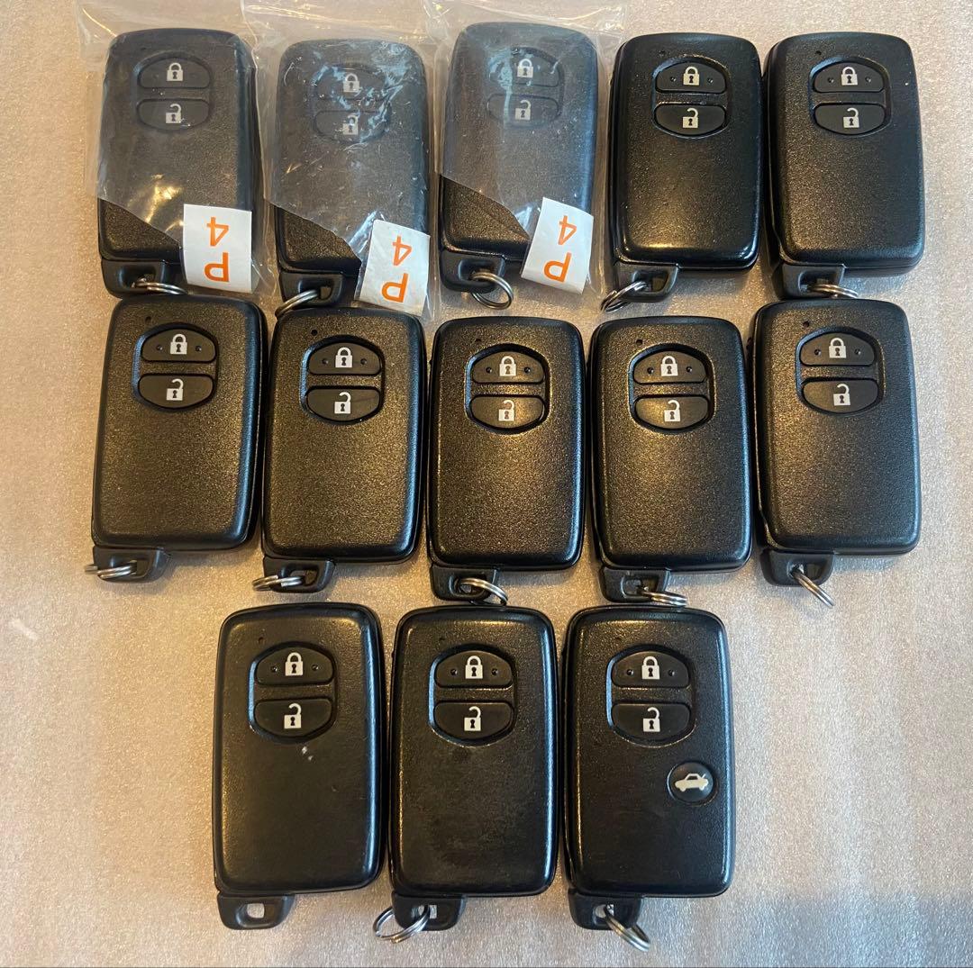 TOYOTA スマートキー　13本 セット