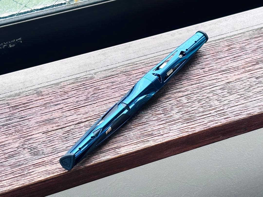 Gravity.Mobius ボールペン　万年筆　完品