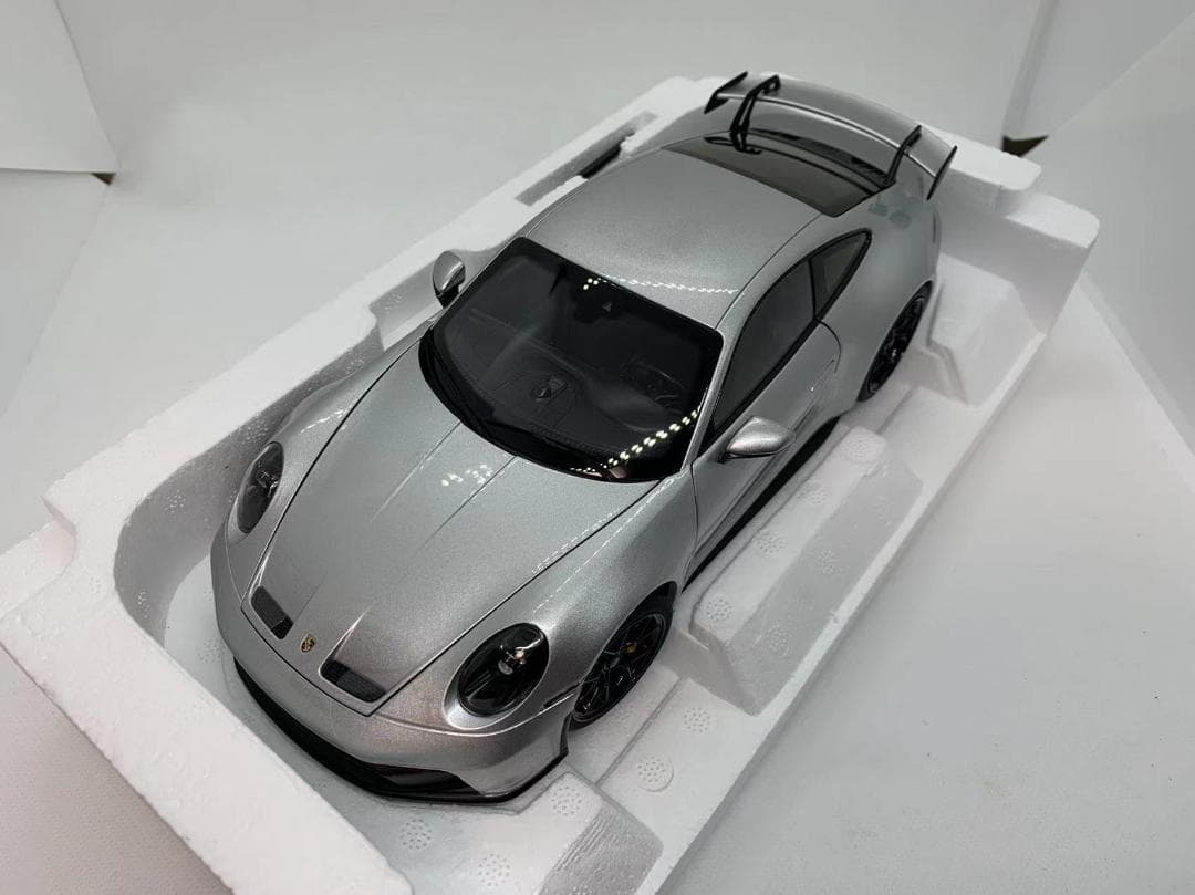 304-032 ノレブ 1/18 ポルシェ 911 GT3 2021
