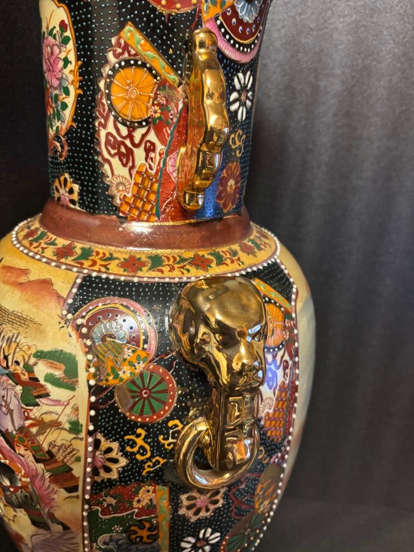 薩摩焼 大壺 着物美人画 騎馬武将 金彩色絵 青粒花瓶