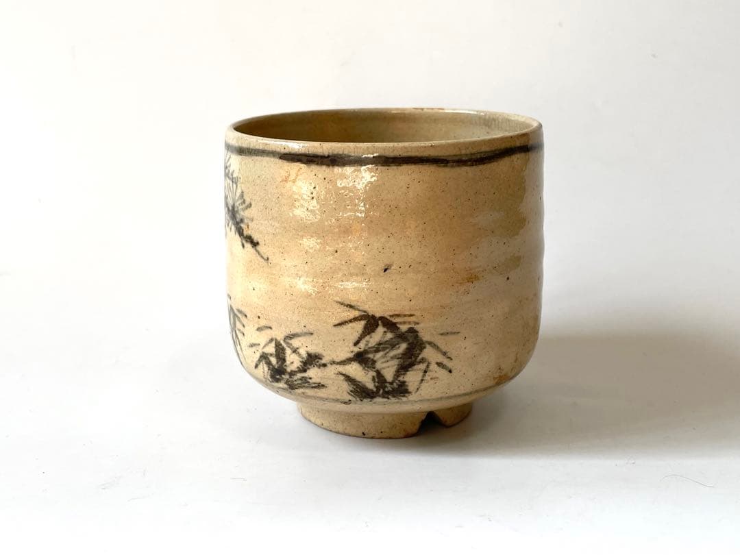 骨董　アンティーク　松竹梅　筒茶碗　鉄絵　京焼　志賀焼　仁清　箱付き